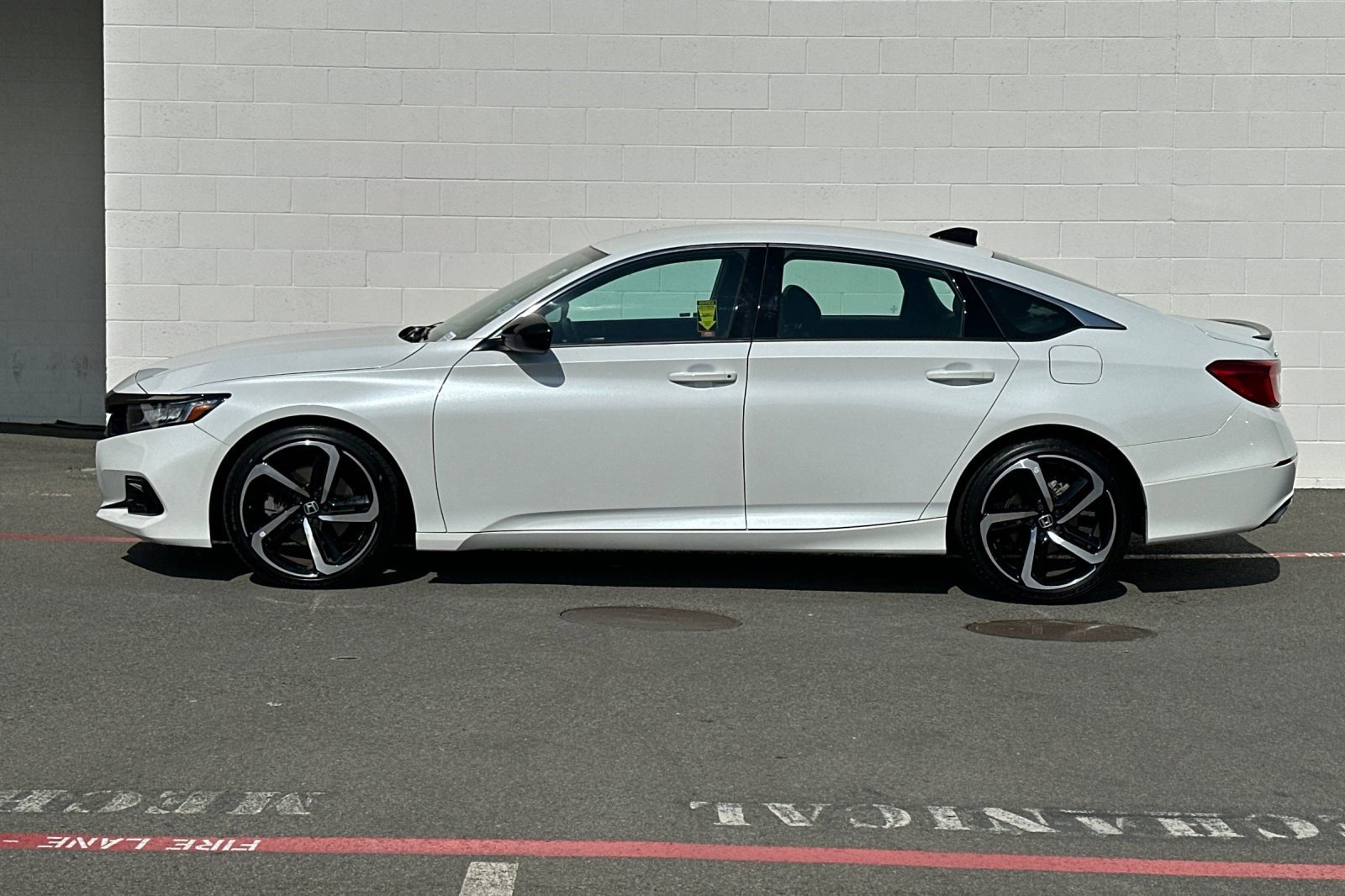 2022 Honda Accord Sport 1.5T photo 2