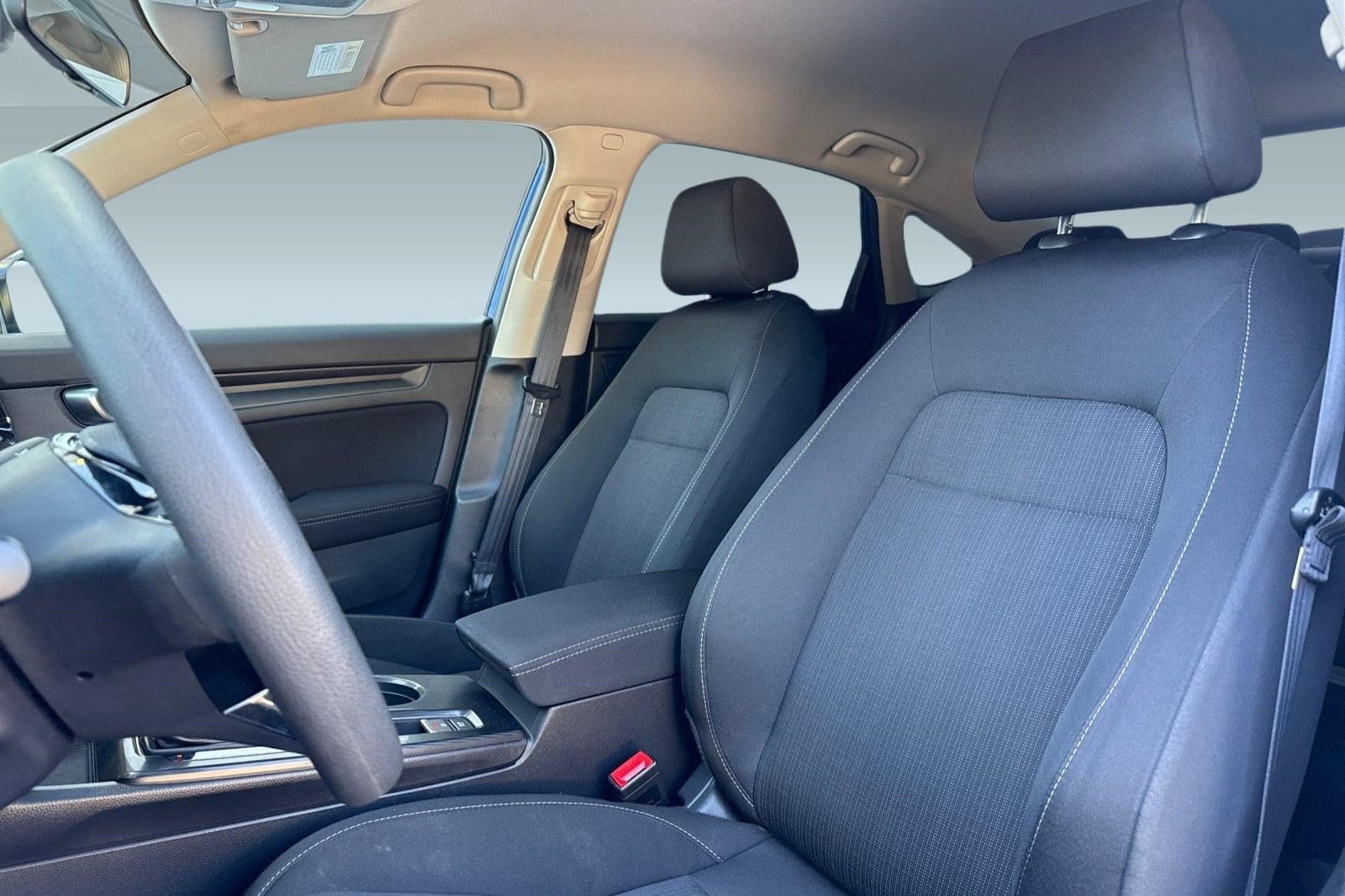 2023 Honda Civic LX photo 4