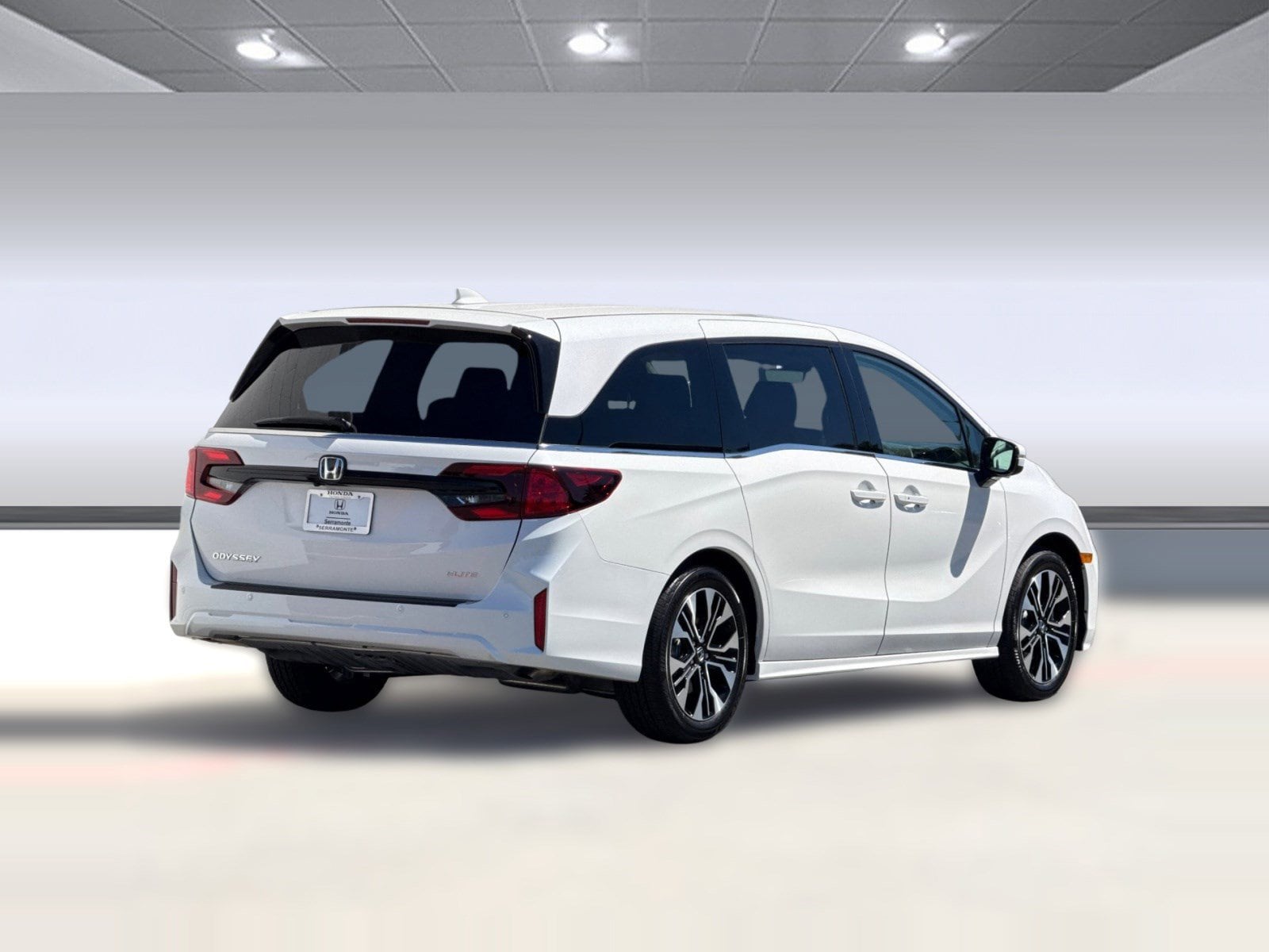 2026 Honda Odyssey Elite photo 3