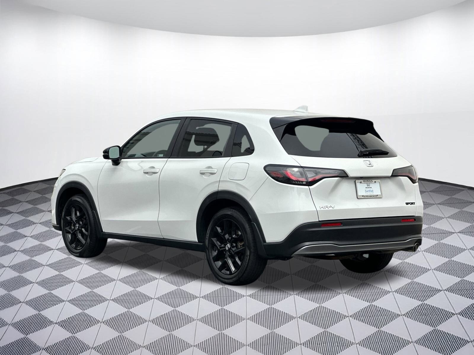 2023 Honda HR-V Sport 2WD photo 3