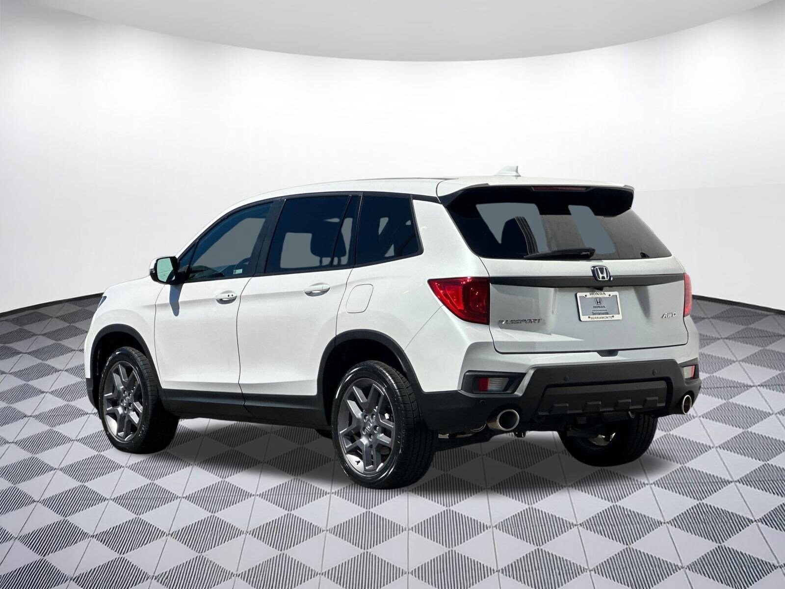 2023 Honda Passport EX-L photo 3