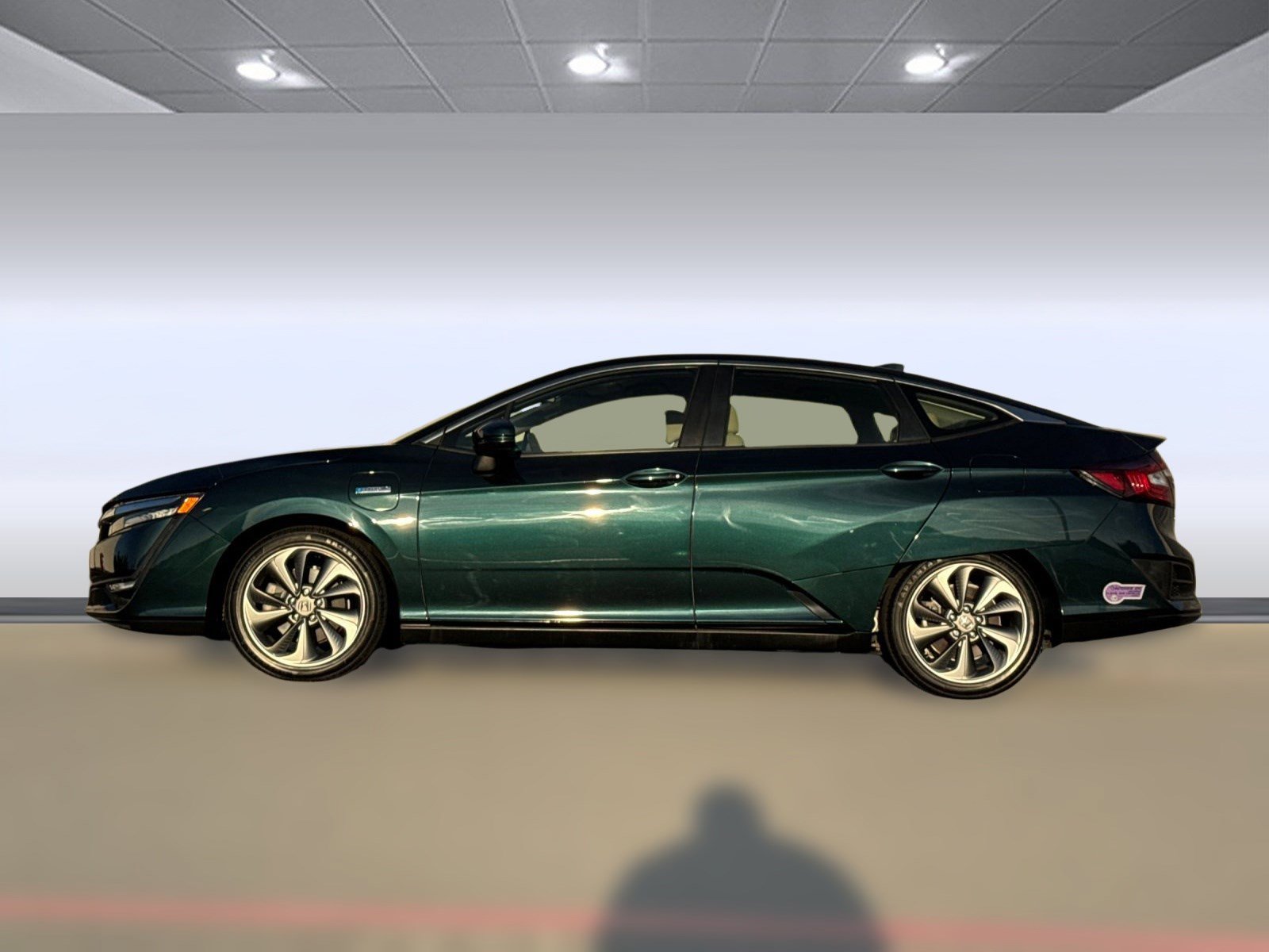 2019 Honda Clarity Plug-In Hybrid photo 2