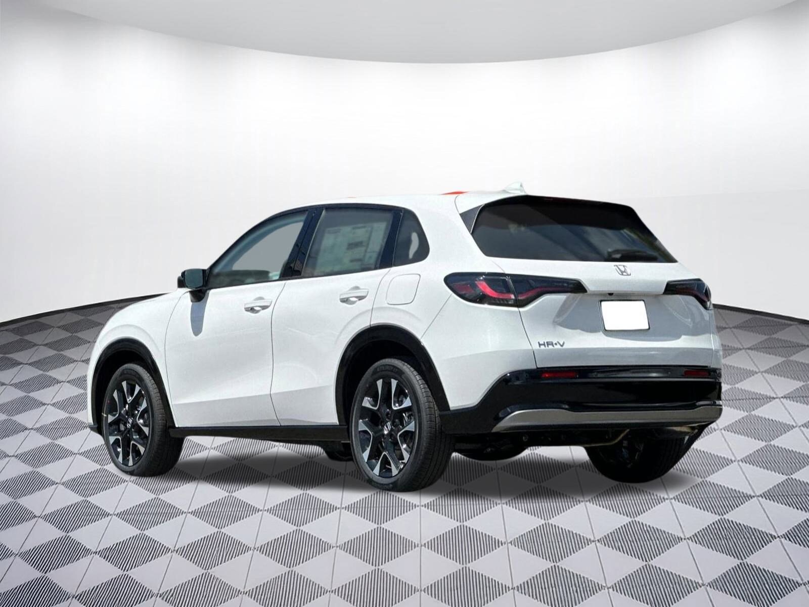 2026 Honda HR-V EX-L photo 3