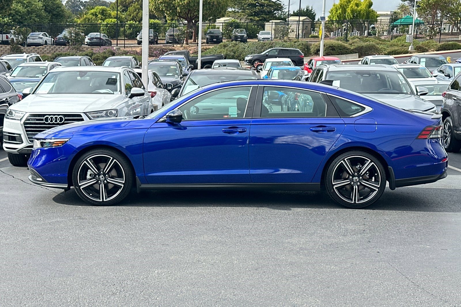 2024 Honda Accord Hybrid Sport photo 2