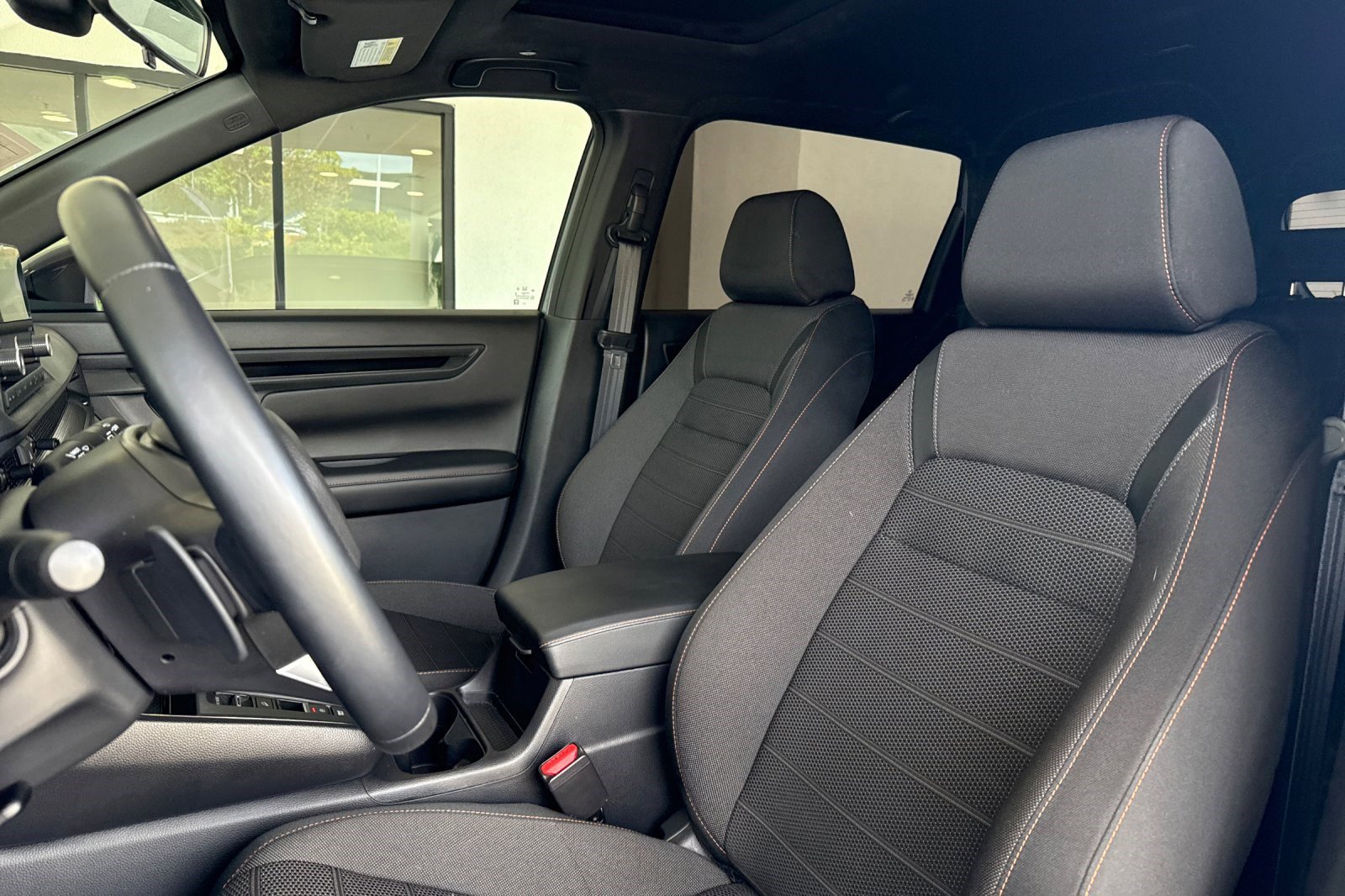 2025 Honda CR-V Hybrid Sport photo 4