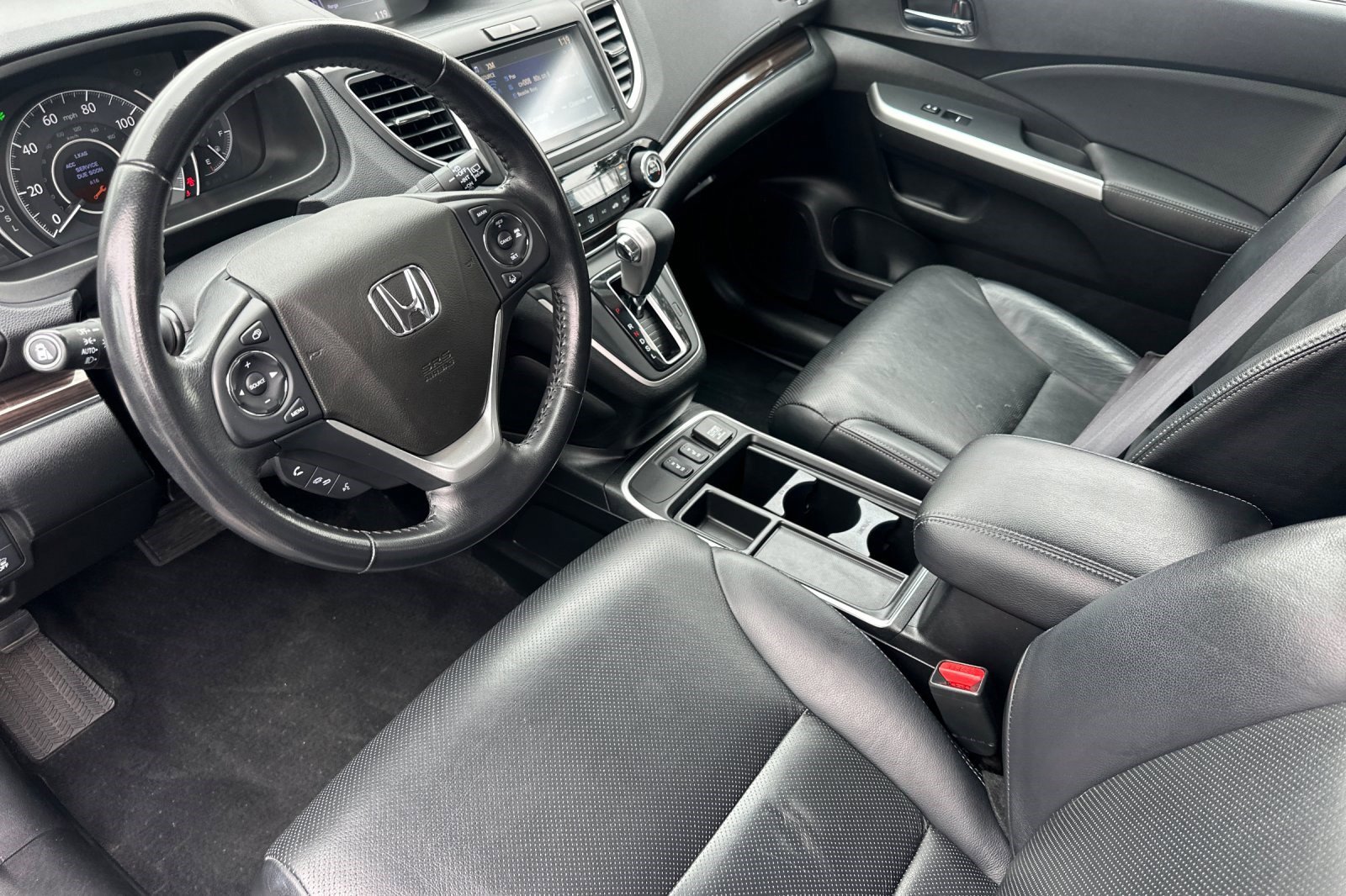 2015 Honda CR-V Touring photo 4