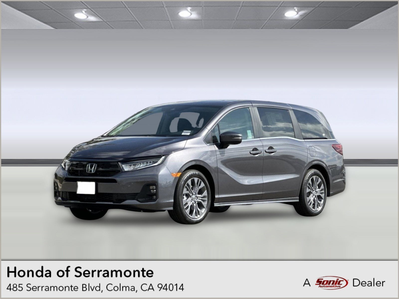 2026 Honda Odyssey Touring's photo