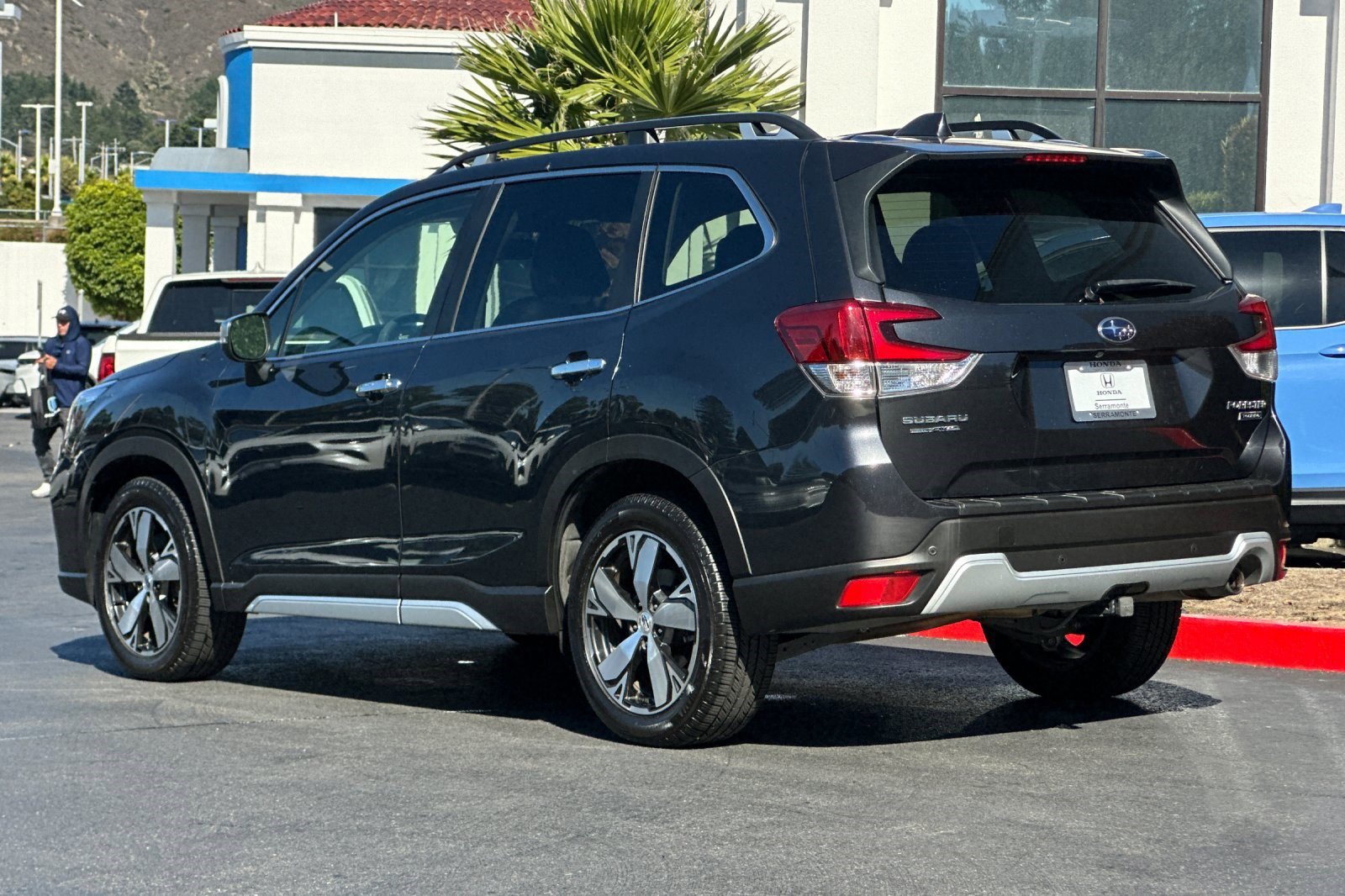 2019 Subaru Forester Touring photo 3