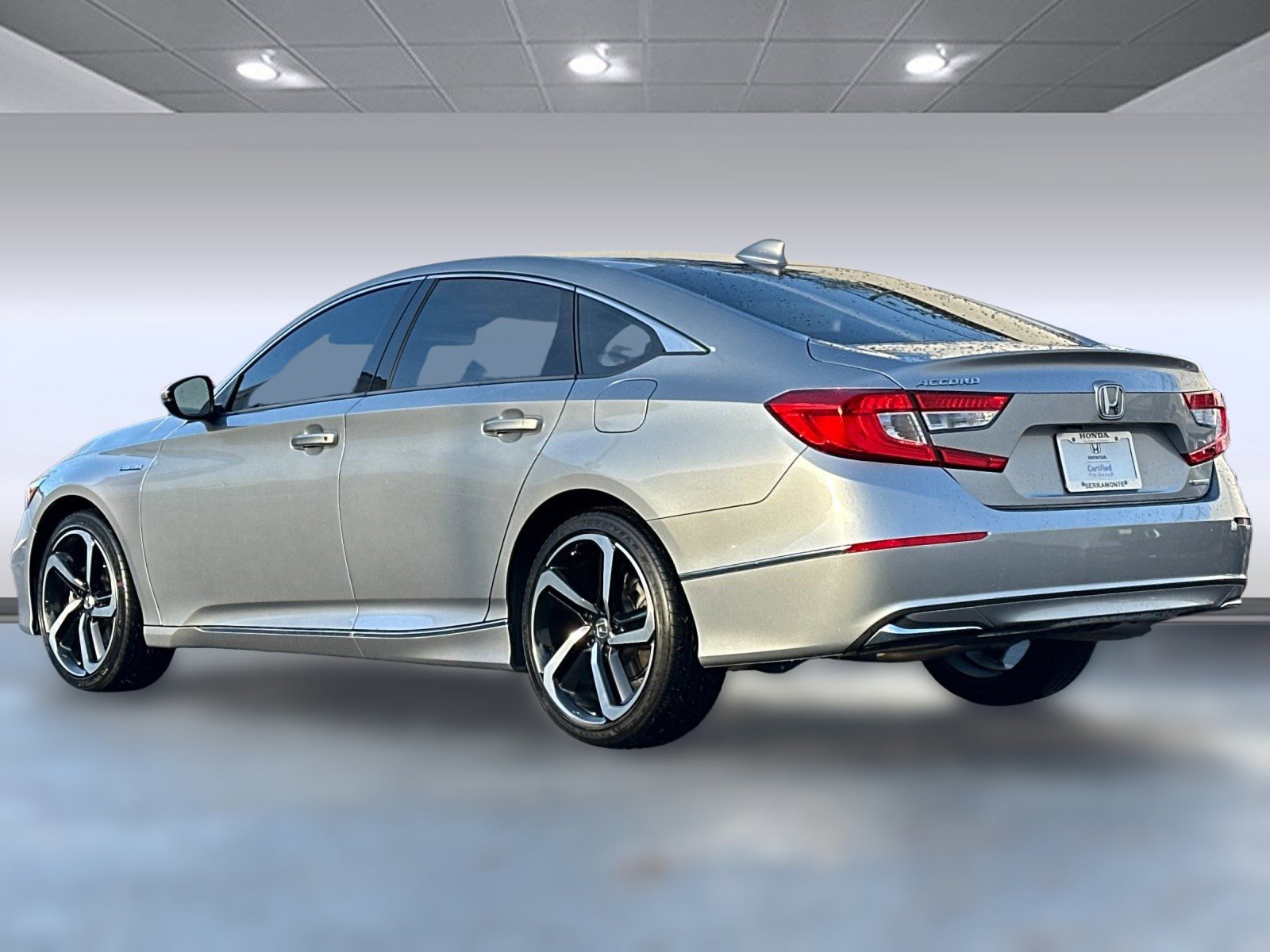 2018 Honda Accord Hybrid EX-L photo 3