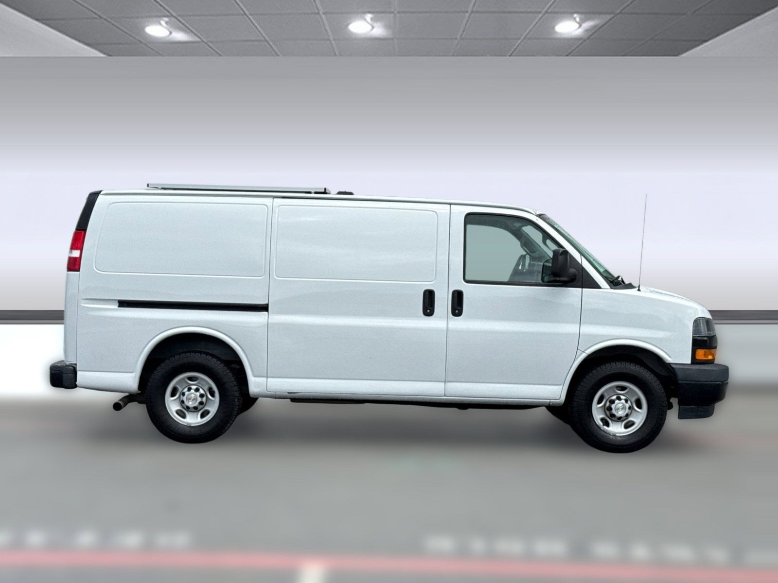 2020 Chevrolet Express 2500 Work Van photo 3