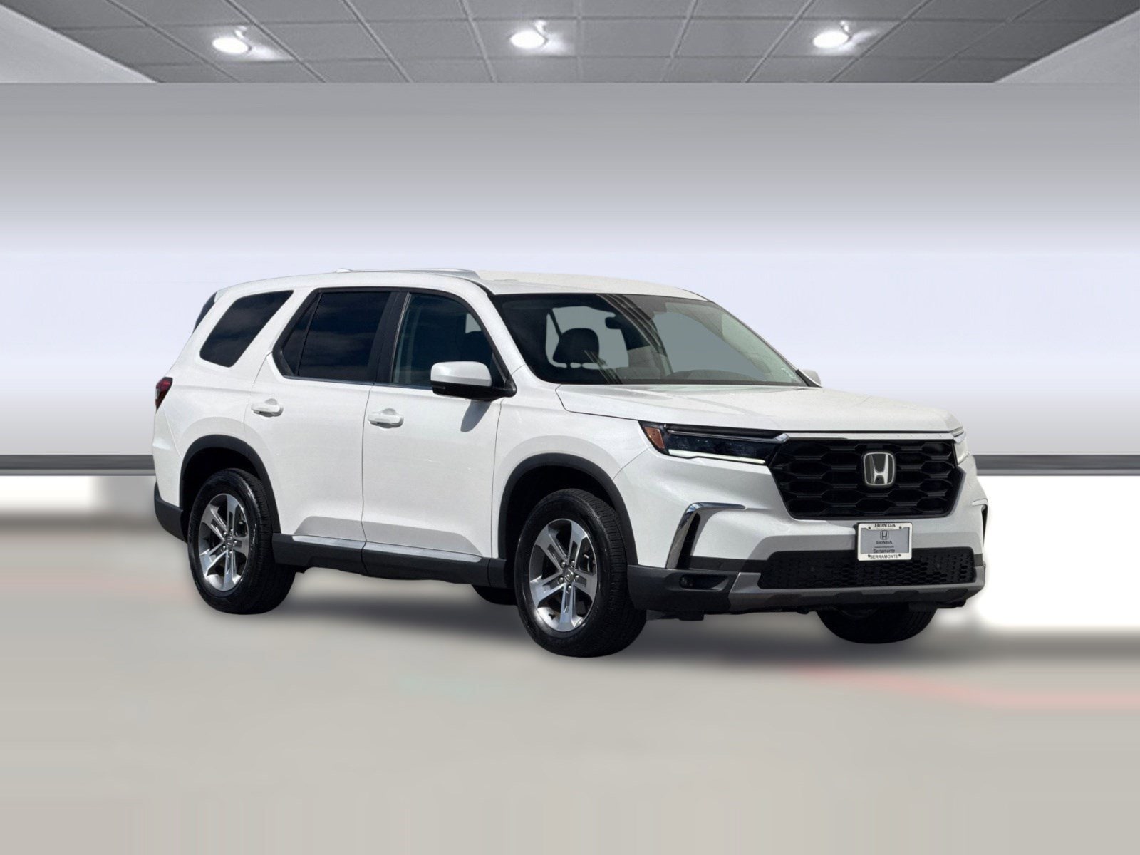 2024 Honda Pilot EX-L 7 Passenger photo 5