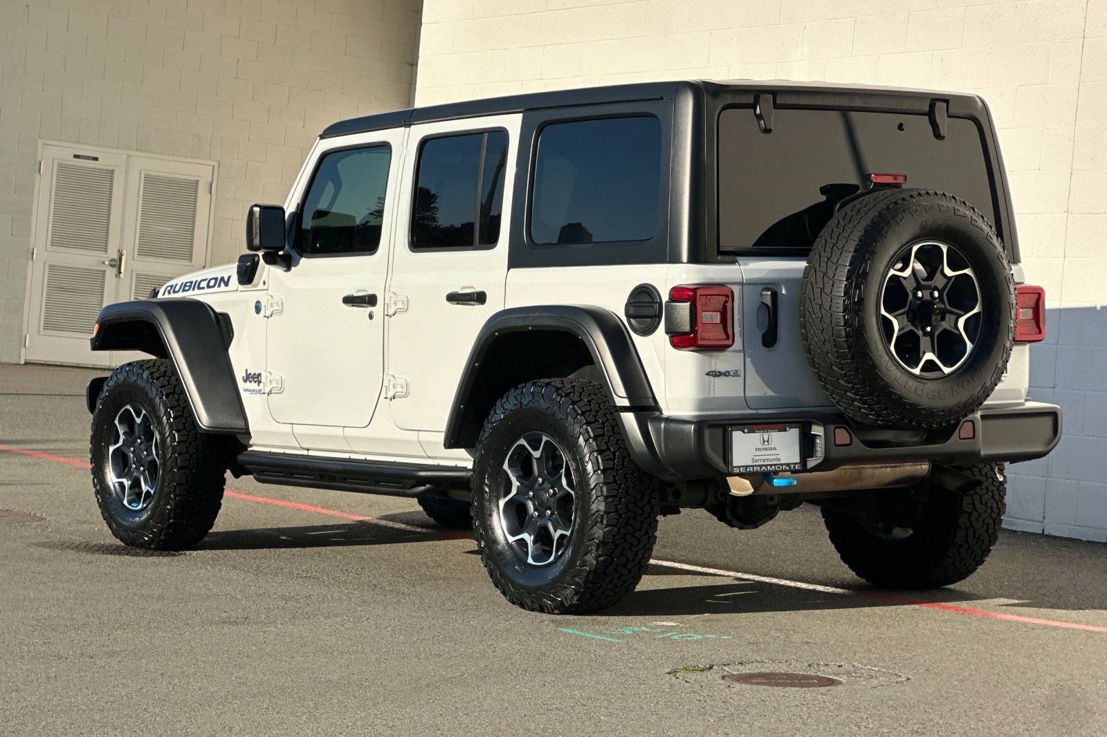 2022 Jeep Wrangler Unlimited 4xe Rubicon photo 3
