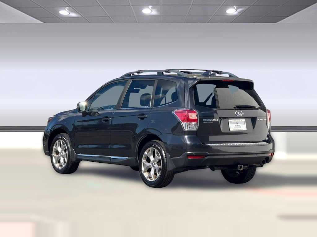 Used 2018 Subaru Forester 2.5i Touring with Eyesight + Nav + Starlink SUV