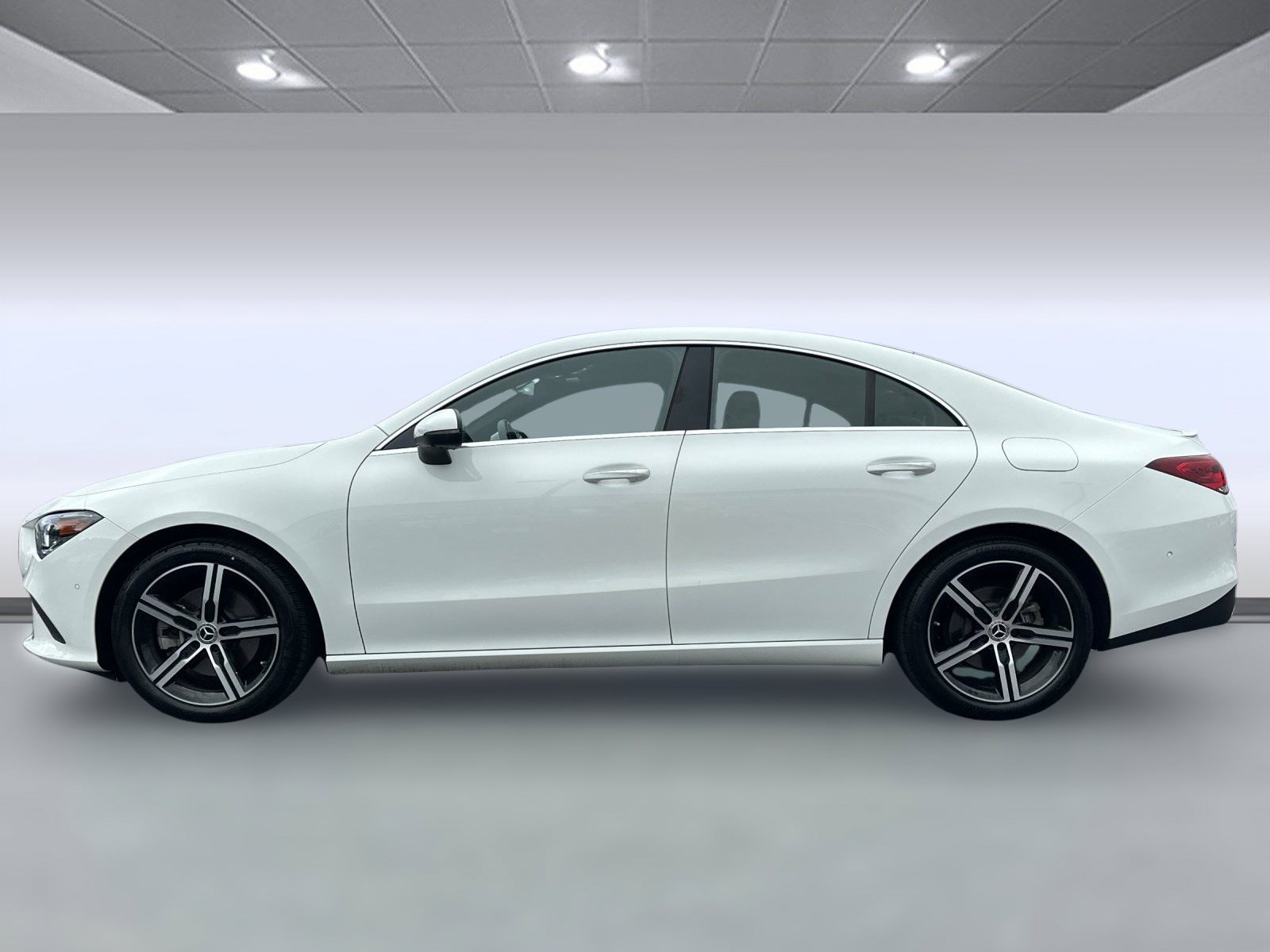 2023 Mercedes Benz CLA 250 photo 2
