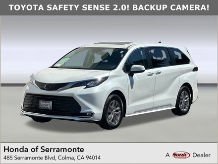 2023 Toyota Sienna XLE 7 Passenger Van Passenger Van