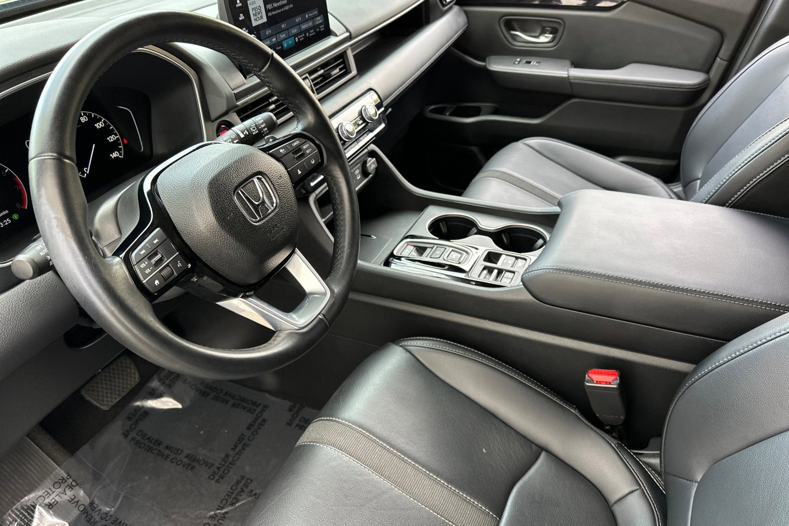 2024 Honda Pilot Touring photo 4