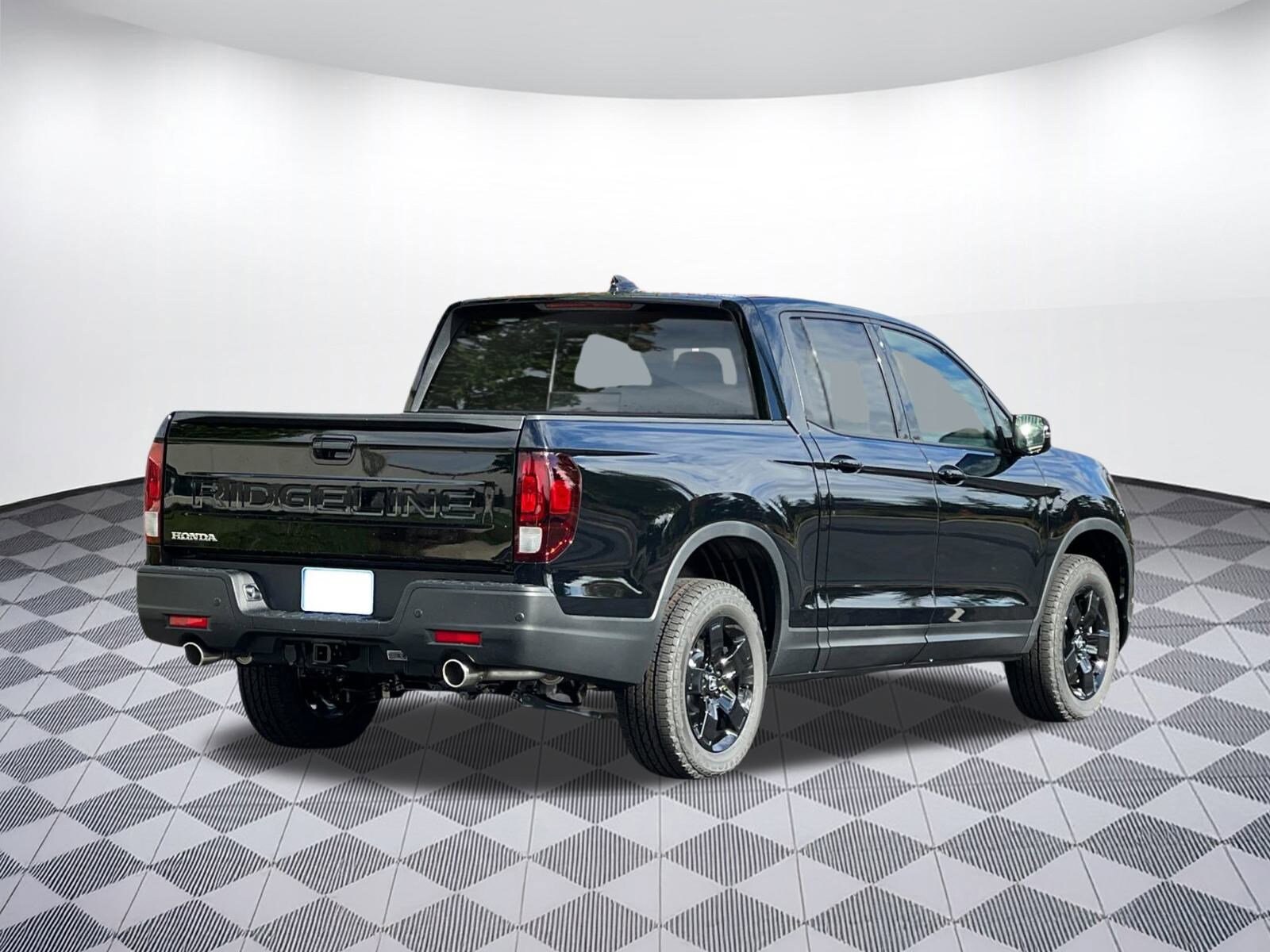 2025 Honda Ridgeline Black Edition photo 3