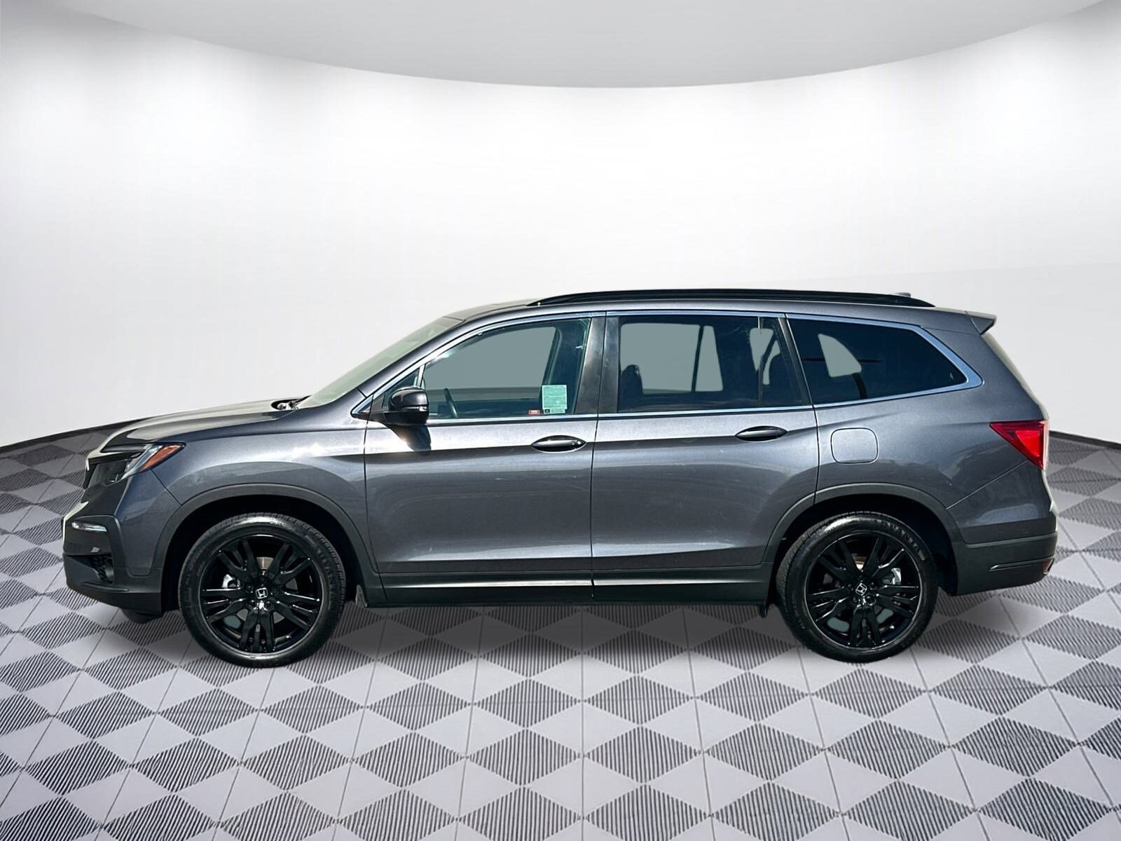 2022 Honda Pilot Special Edition photo 2