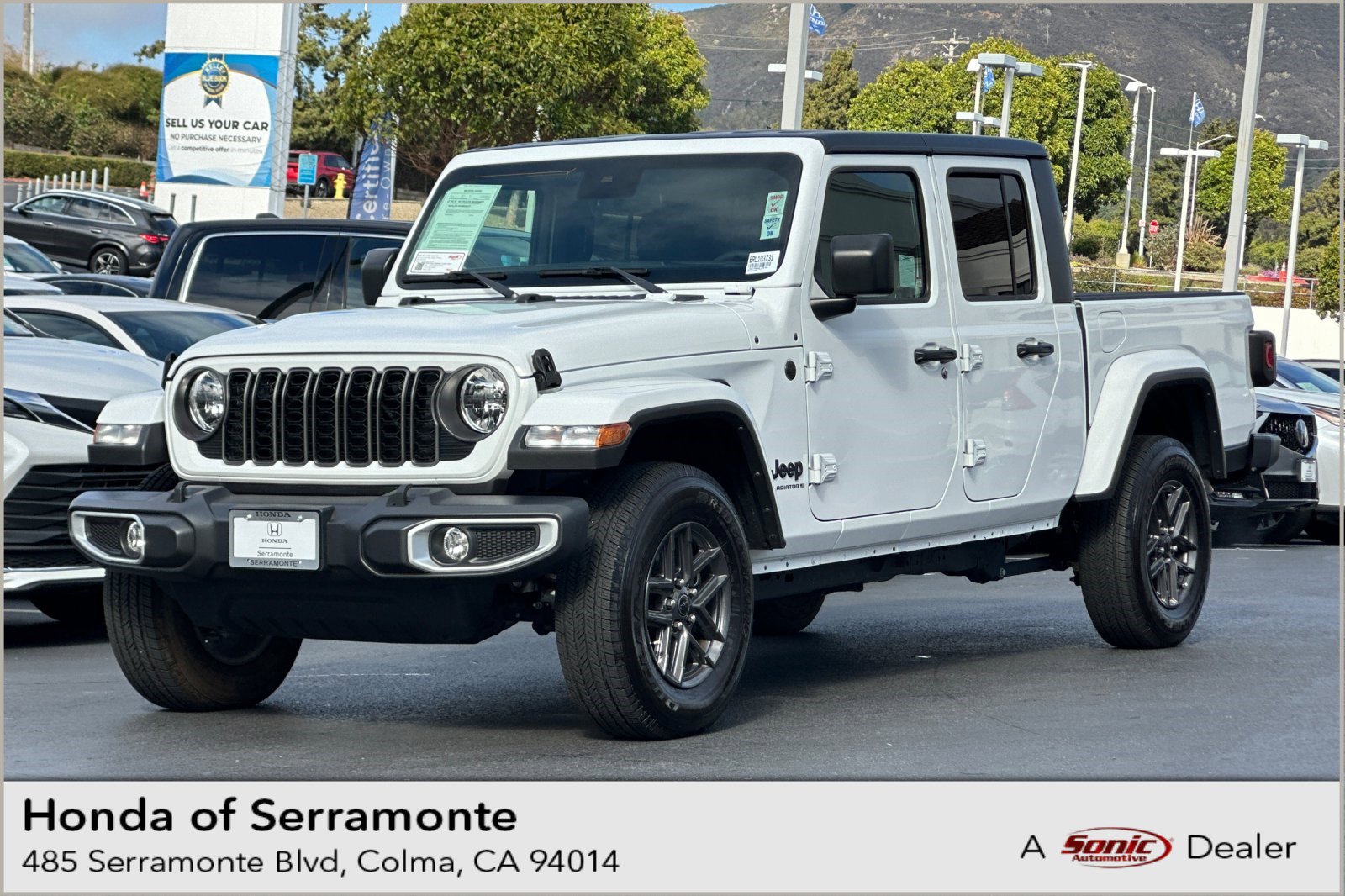 2024 Jeep Gladiator Sport S photo 2