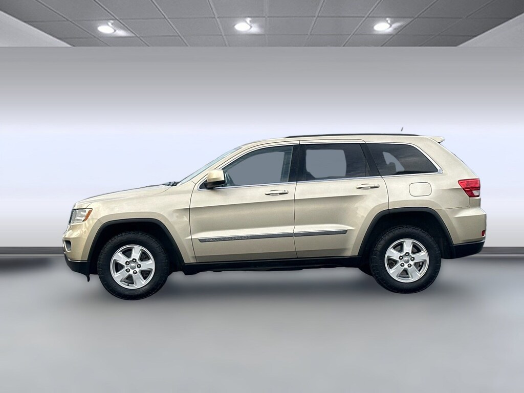 Used 2012 Jeep Grand Cherokee Laredo 4x4 SUV