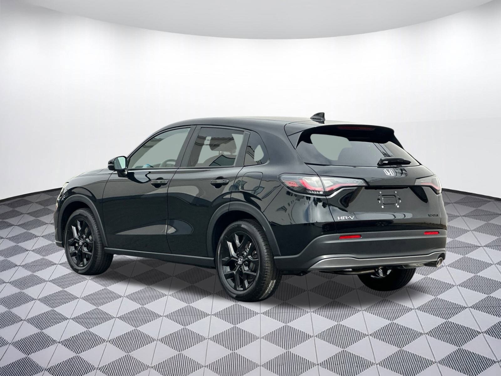 2025 Honda HR-V Sport photo 3