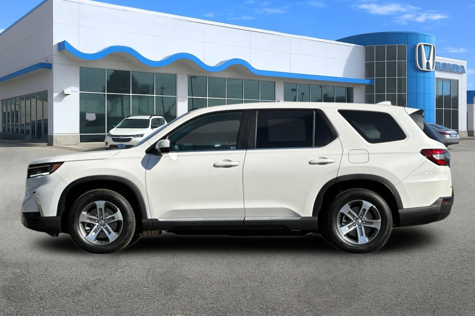 2025 Honda Pilot EX-L photo 2