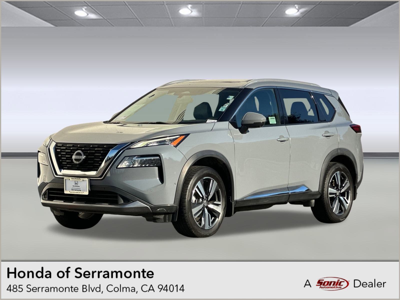 2023 Nissan Rogue SL's photo