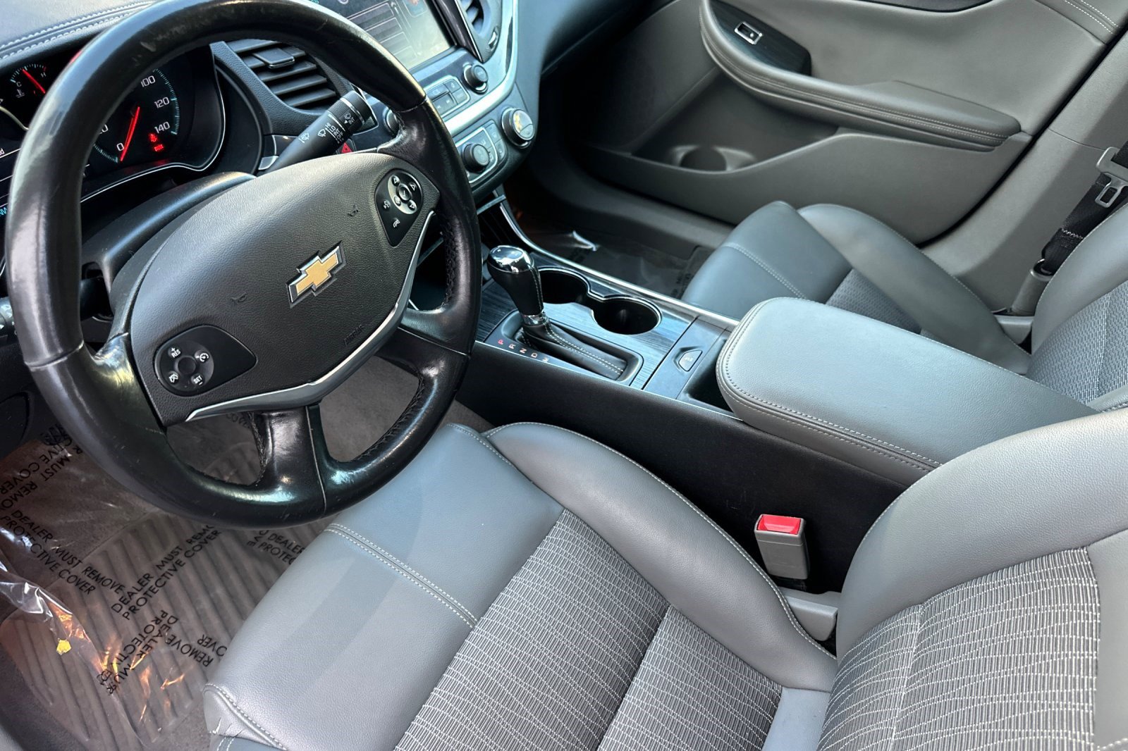 2018 Chevrolet Impala 1LT photo 4