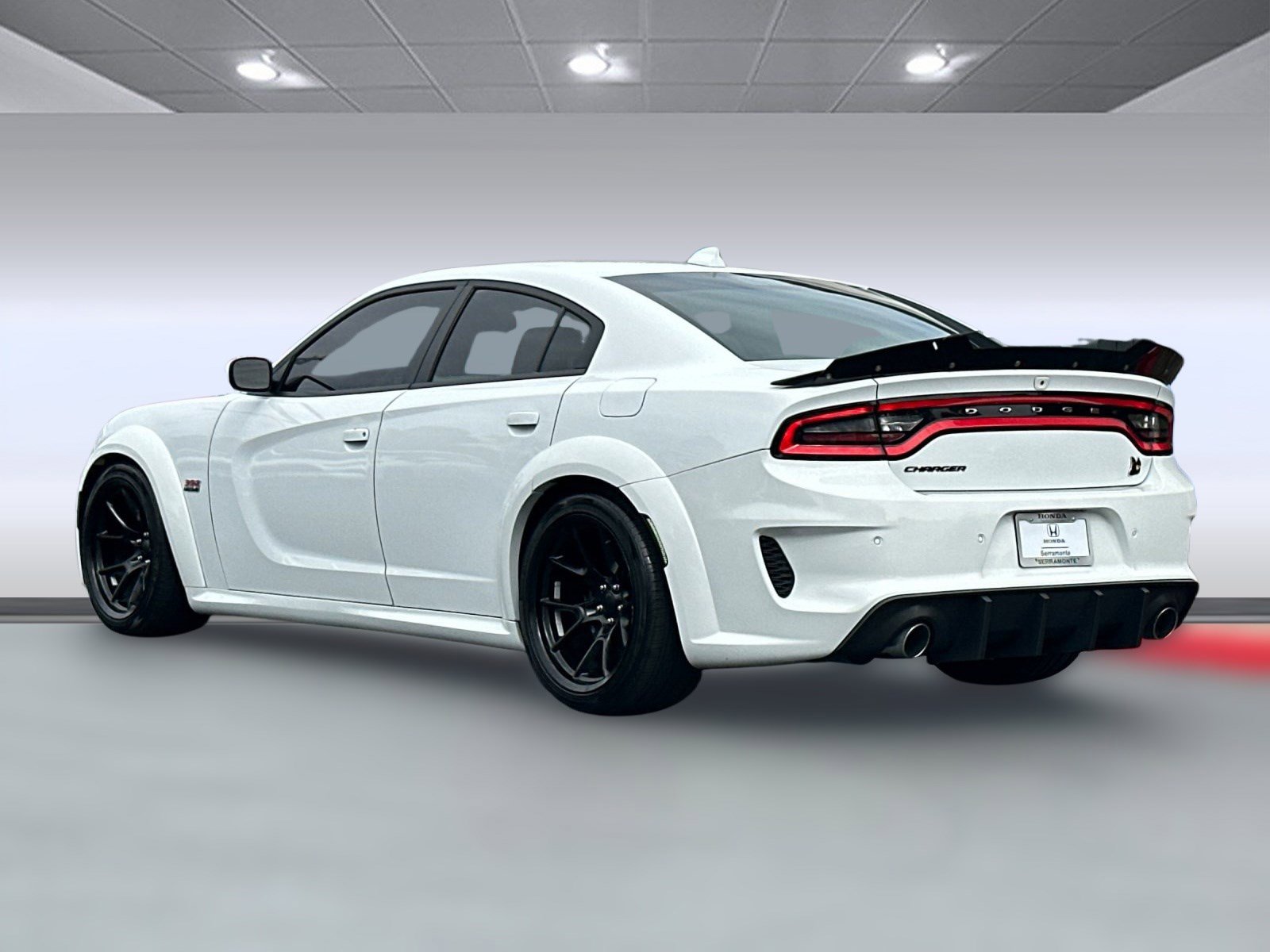 2020 Dodge Charger Scat Pack photo 3