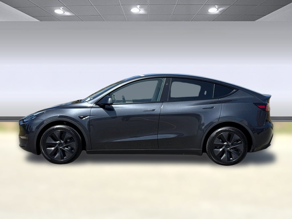 Used 2025 Tesla Model Y Long Range SUV