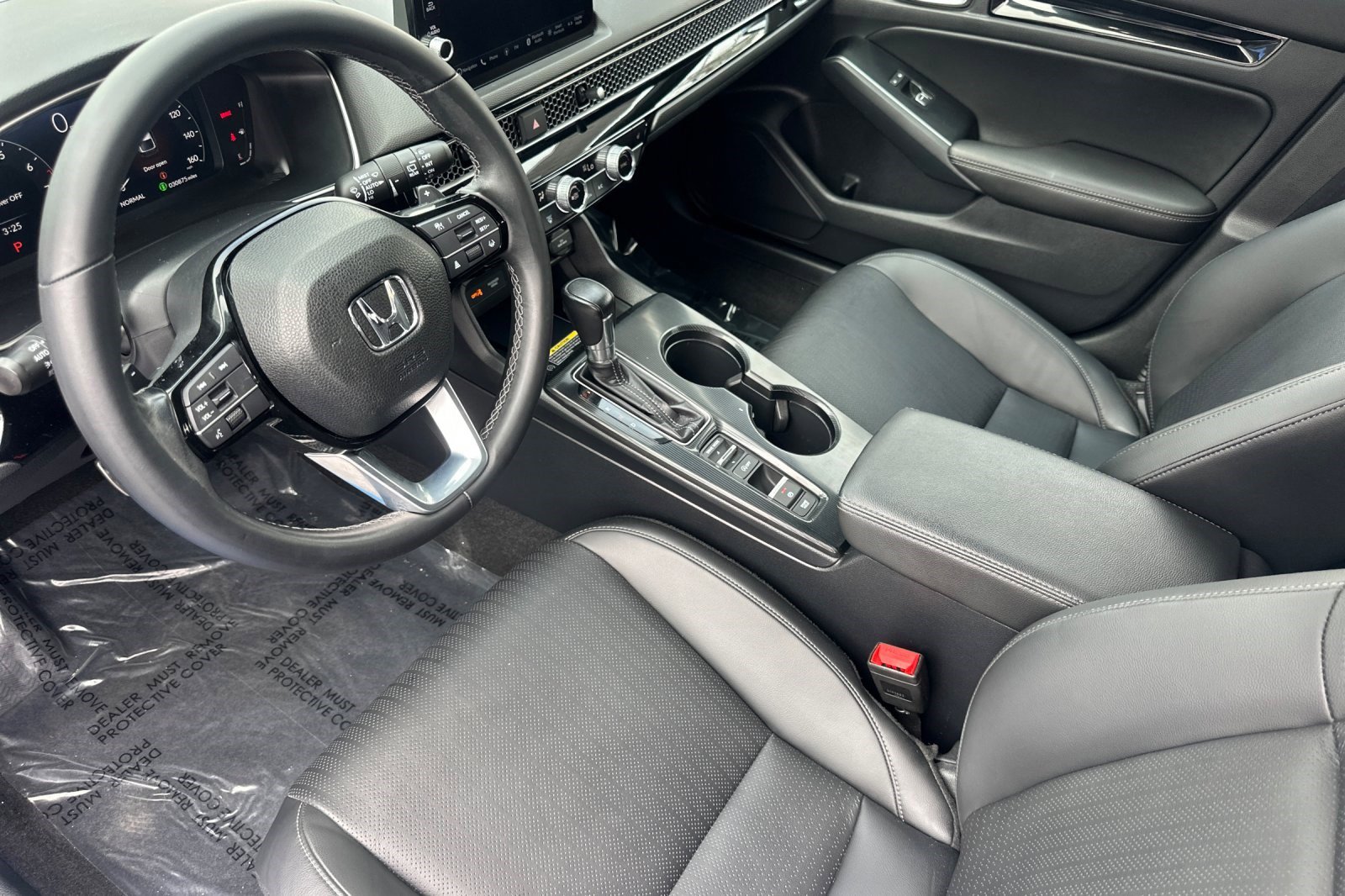 2023 Honda Civic Sport Touring Hatchback photo 4