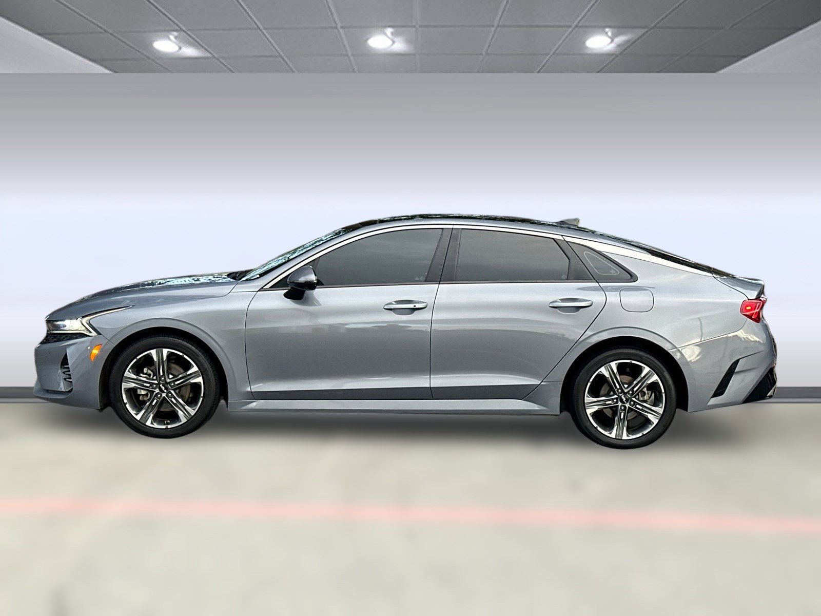 2022 Kia K5 EX photo 2