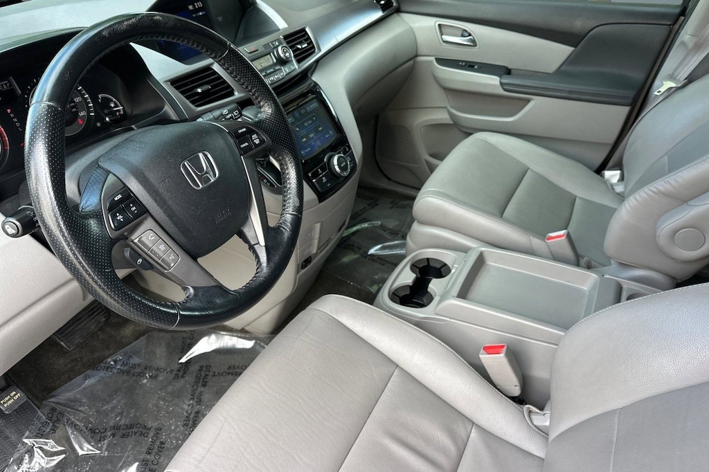 Used 2016 Honda Odyssey EX-L Van Passenger Van