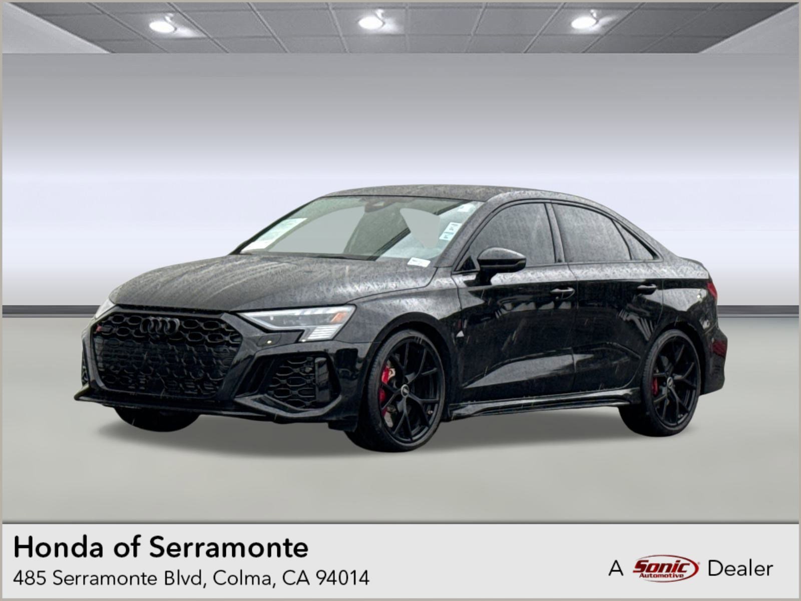2022 Audi RS 3 Base's photo