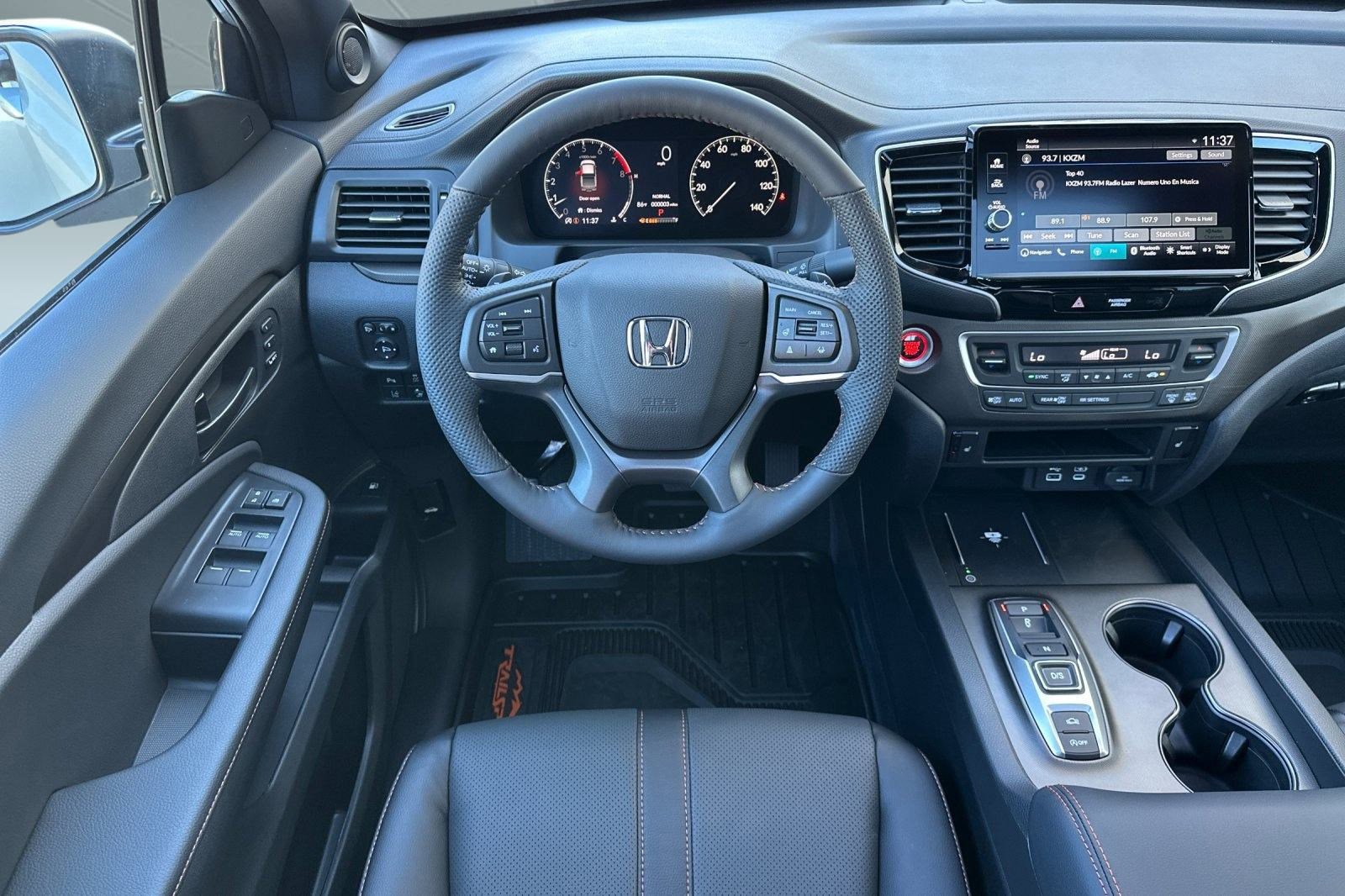 2026 Honda Ridgeline TrailSport photo 4