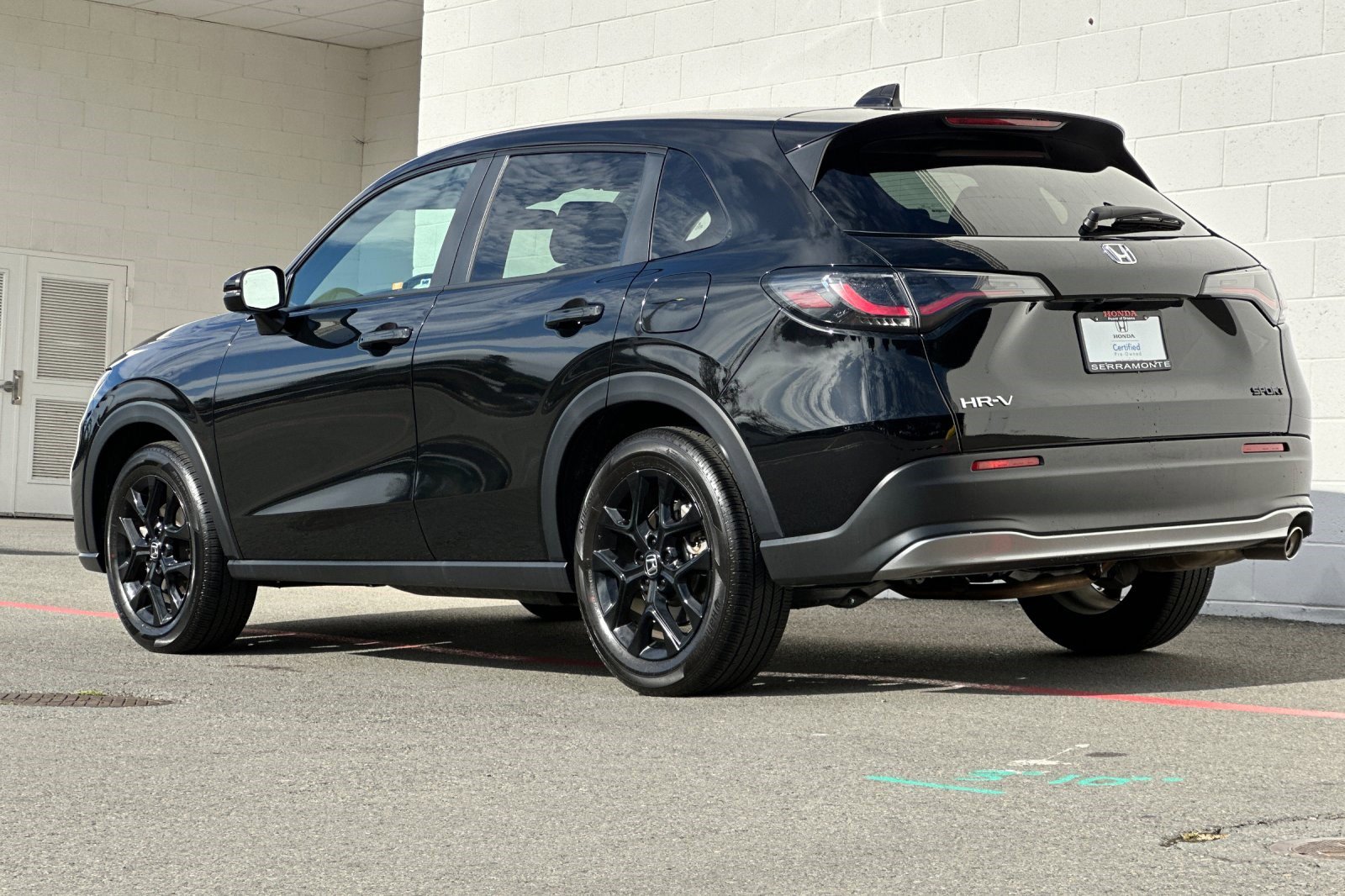 2025 Honda HR-V Sport photo 2