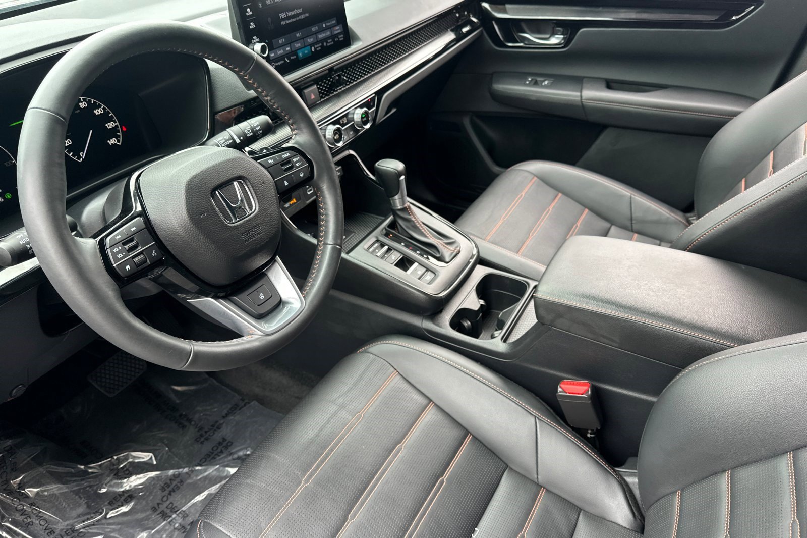 2024 Honda CR-V Hybrid Sport Touring photo 4
