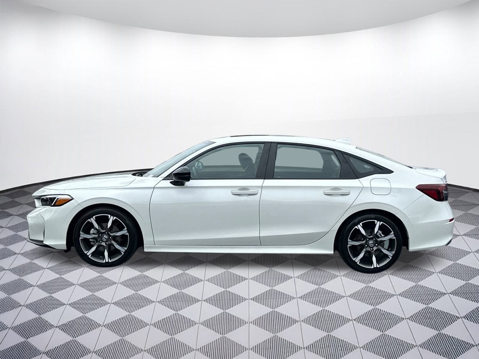 2025 Honda Civic Hybrid Sport photo 2