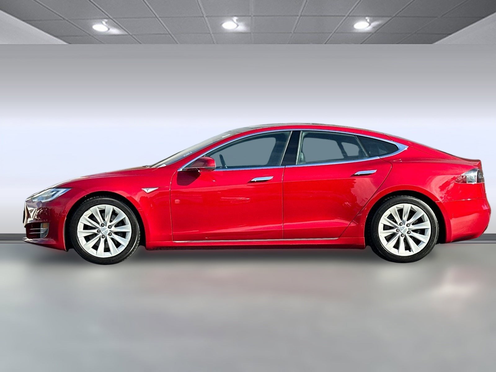 Used 2016 Tesla Model S 90D with VIN 5YJSA1E22GF139113 for sale in Colma, CA