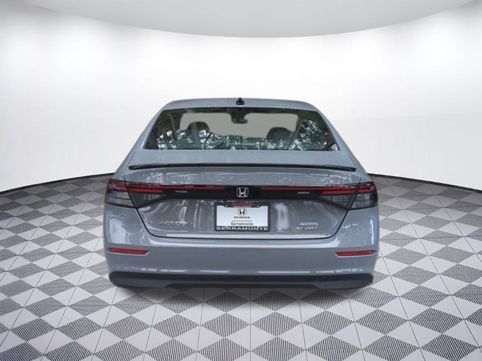 2025 Honda Accord Hybrid Sport photo 3