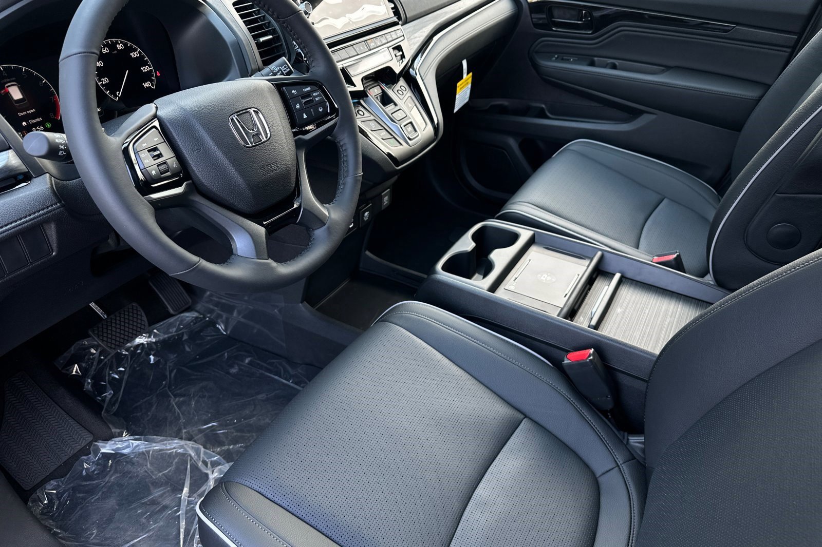 2026 Honda Odyssey Elite photo 4