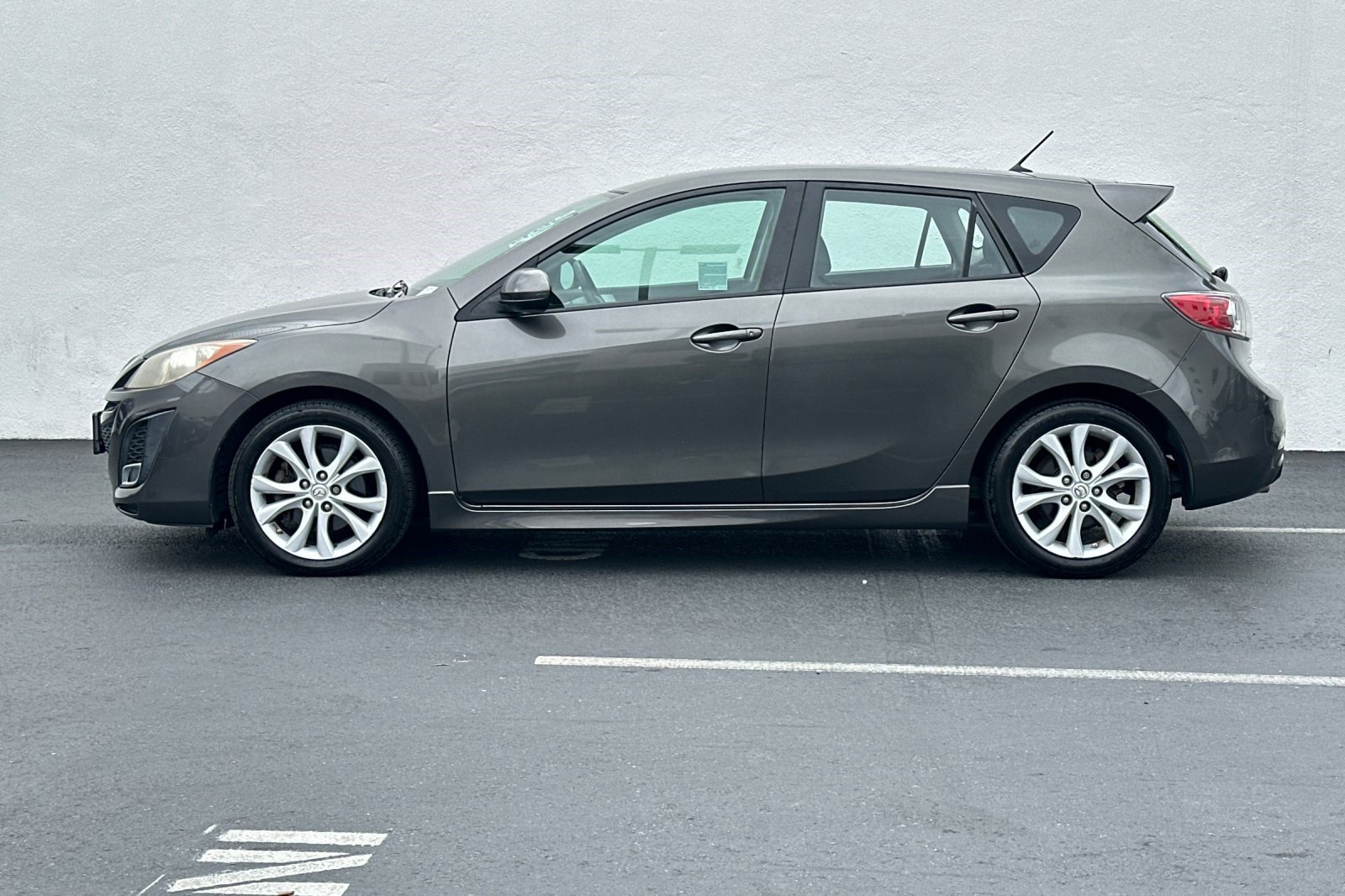 2011 Mazda Mazda3 Sport photo 2