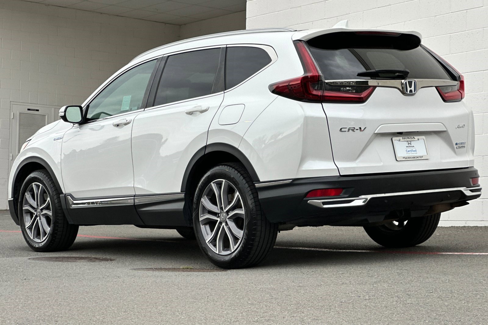 2022 Honda CR-V Hybrid Touring photo 3