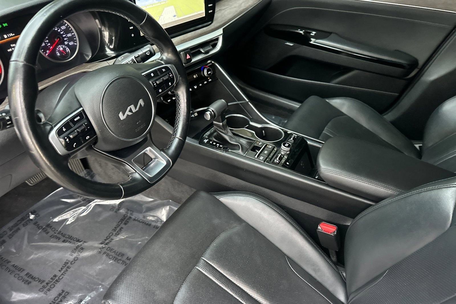 2022 Kia K5 EX photo 4