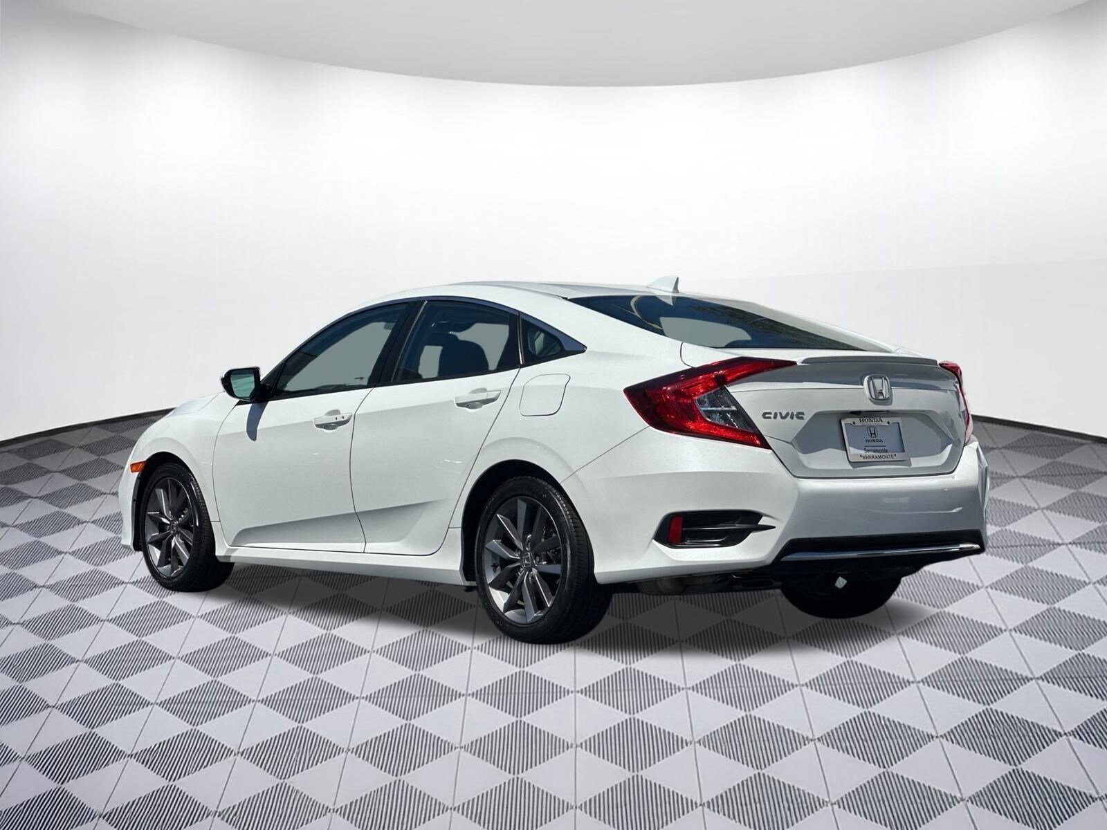2024 Honda Civic Sport photo 3