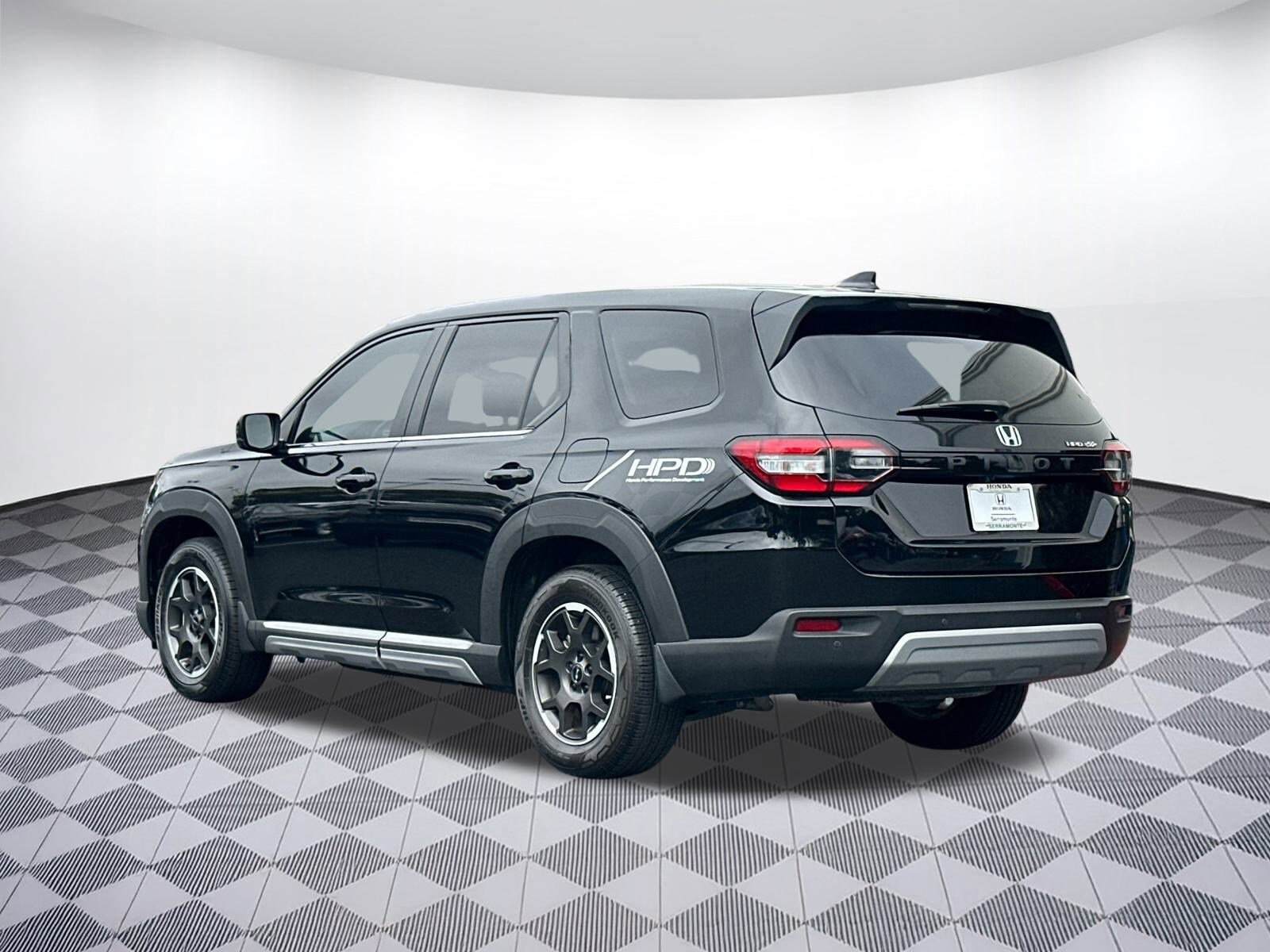 2024 Honda Pilot EX-L photo 3