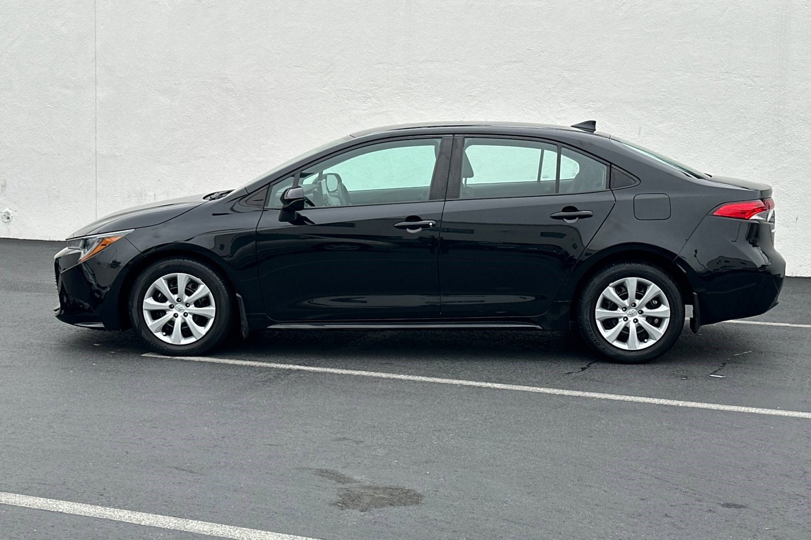 Used 2023 Toyota Corolla LE with VIN 5YFB4MDE8PP042510 for sale in Kansas City