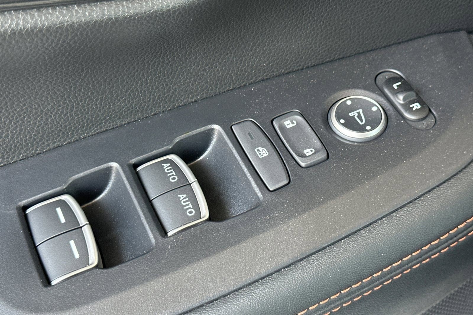 2026 Honda HR-V Sport - Photo 13