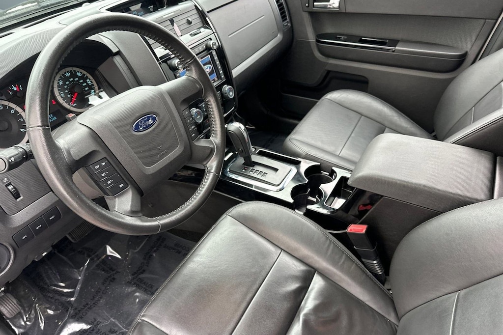 Used 2011 Ford Escape Limited SUV