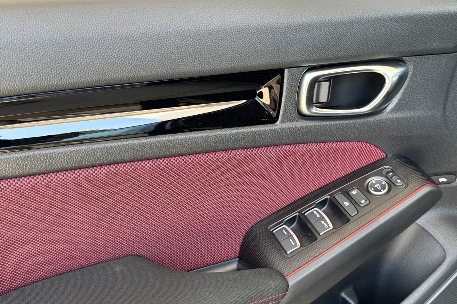 2026 Honda Civic Si - Photo 31
